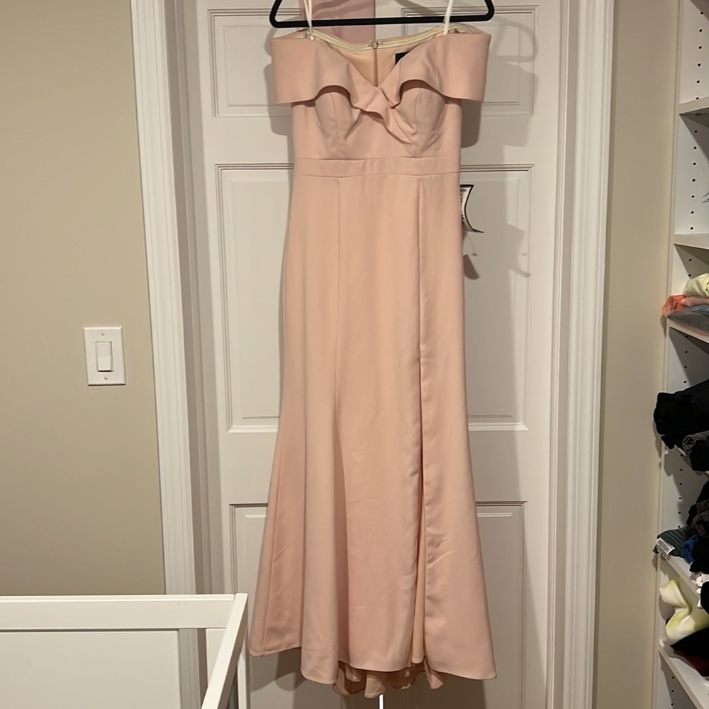 Xscape of the shoulder pink dress with slit